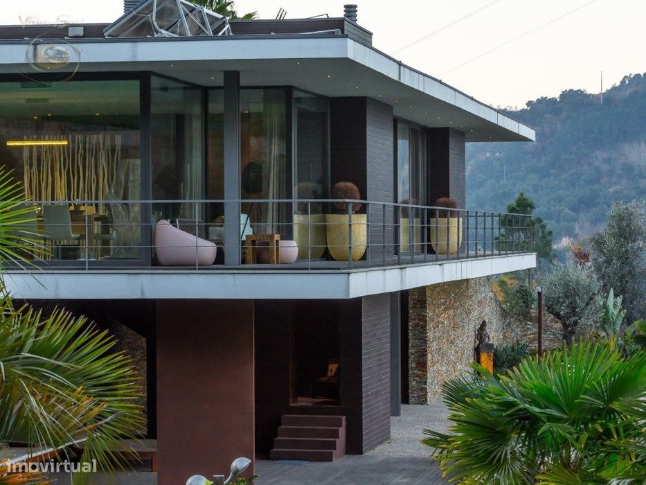 Moradia T3 de Luxo com vista para o Rio Douro