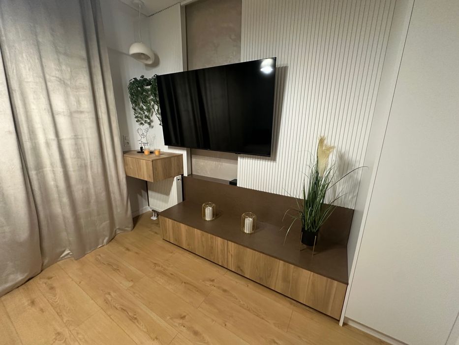 Velvet Apartment z miejscem parkingowym w sercu Katowic na doby, godz.