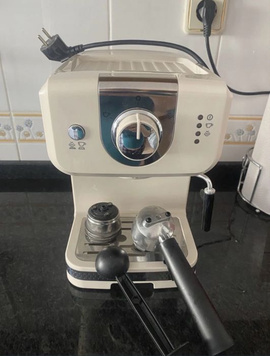 Máquina de Cafe Manual Moulinex