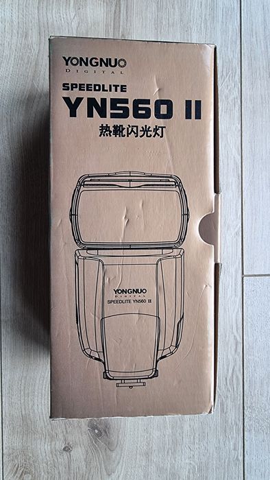 Lampa błyskowa YN560 II