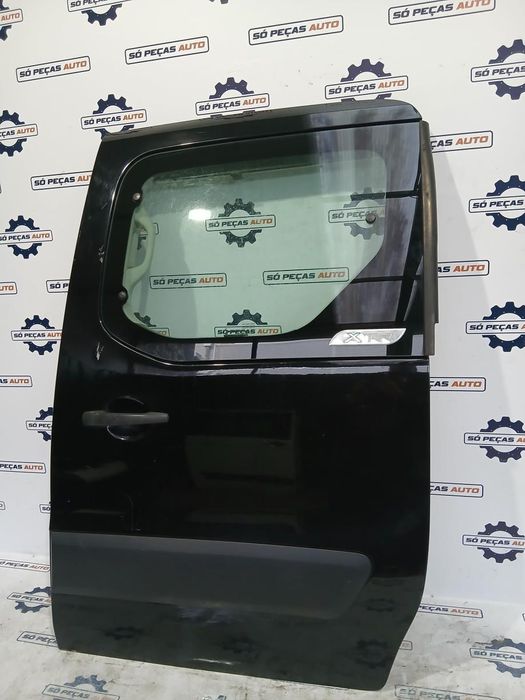 PORTA LATERAL ESQUERDA PRETA CITROEN BERLINGO 1.6 E-HDI 8V ANO: 2012