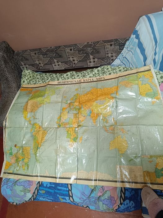 Політична карта світу 1973 року ВЕЛИЧЕЗНА