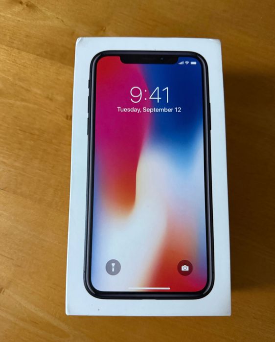 iPhone X 64GB, like new.64409506909699121