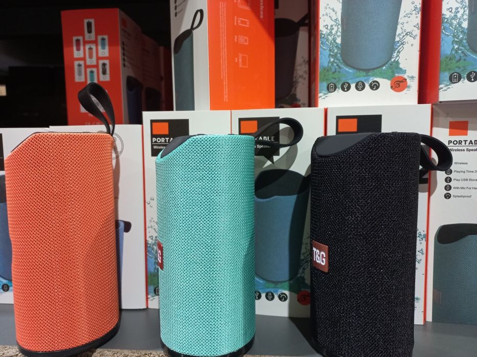 Bluetooth Speaker - BRAND NEW in Box64584818324225120