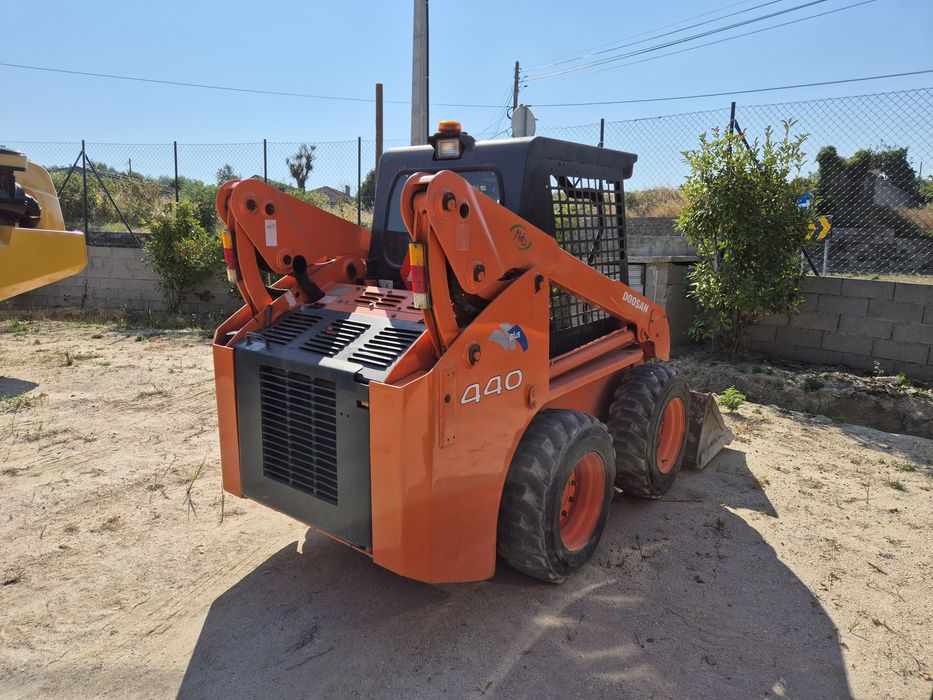 Mini pá Doosan 440 plus - bobcat