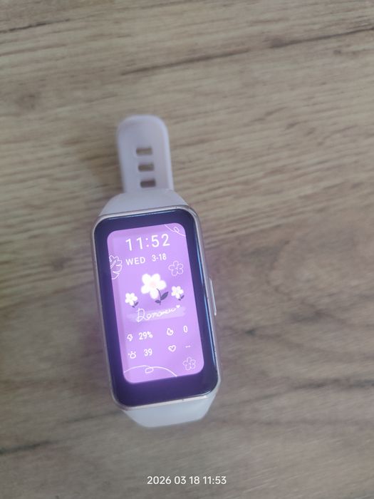 Huawei band 6 smartwatch