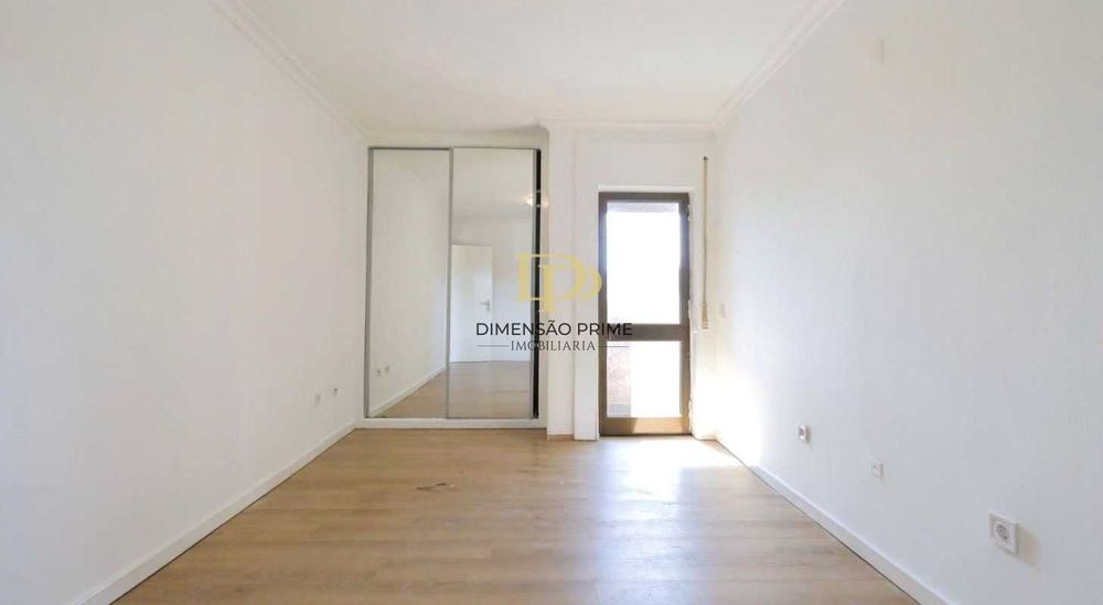 Apartamento T2 Remodelado | Rio Tinto | Junto ao Continente