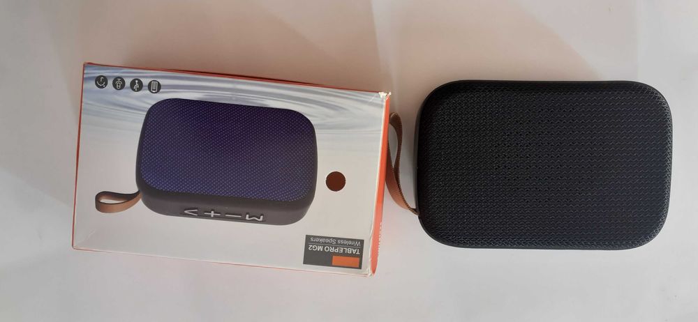 Coluna bluetooth + leitor cartões + rádio FM