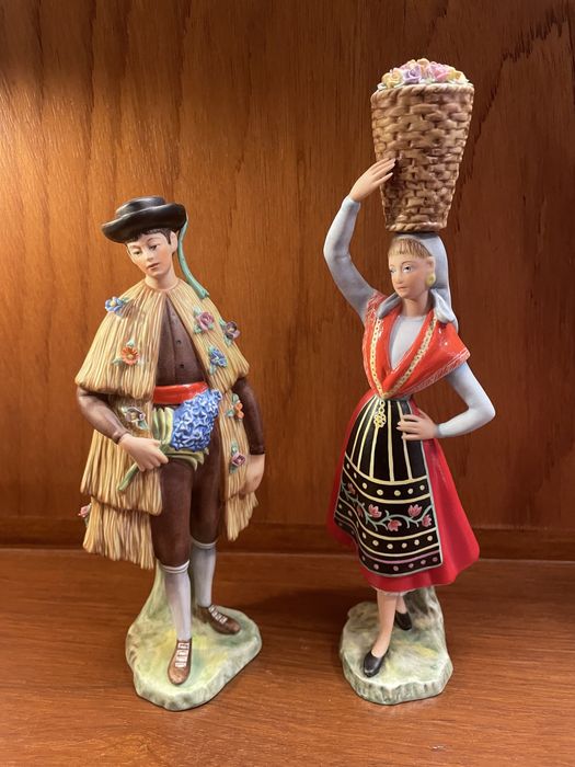 Duas peças Vista Alegre