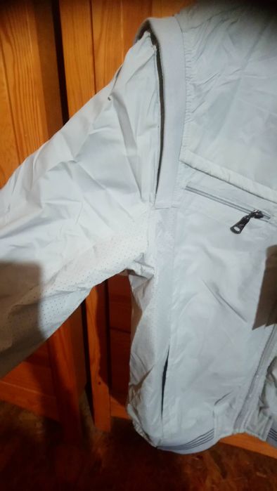Ветровка, курточка