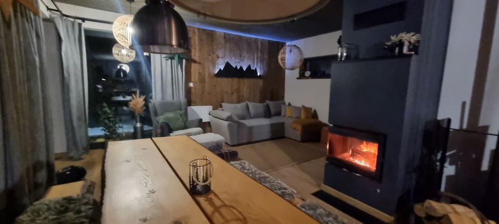 Domek w górach z kominkiem
