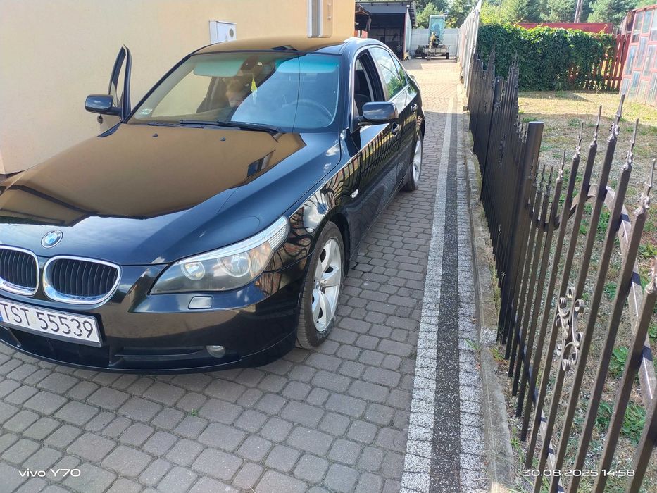 BMW E60 2004 r 2.5 B