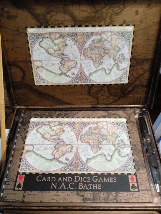 Подарочный набор для настольных игр