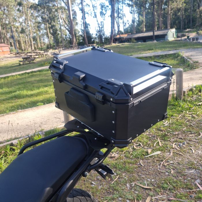 Honda NX500 (2025) – Full Extras – Garantia até 2030