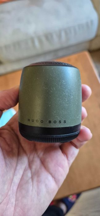 Coluna Hugo Boss Bluetooth portátil