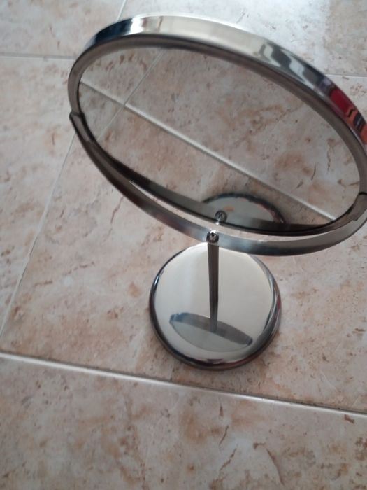 Espelhos com suporte