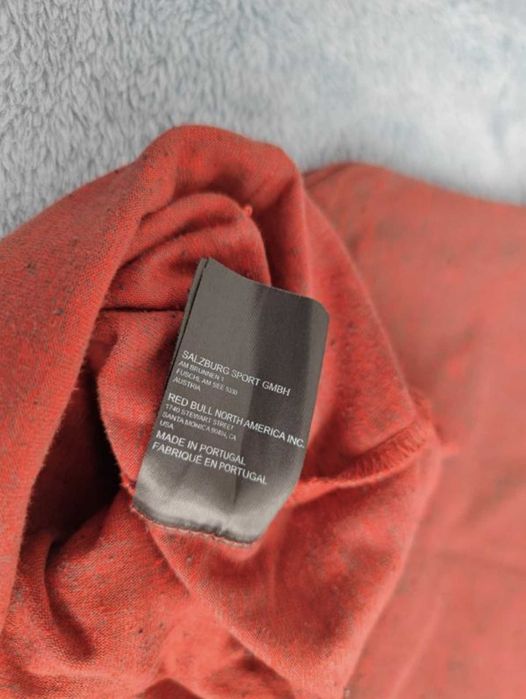 Жіноча футболка Redbull