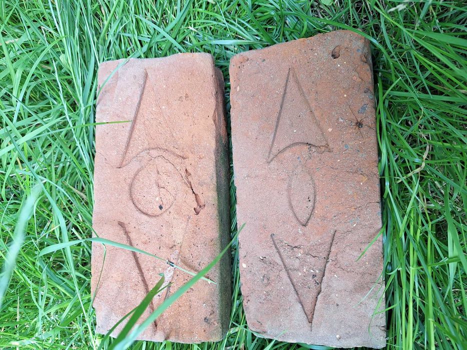 Sprzedam cegłę paloną