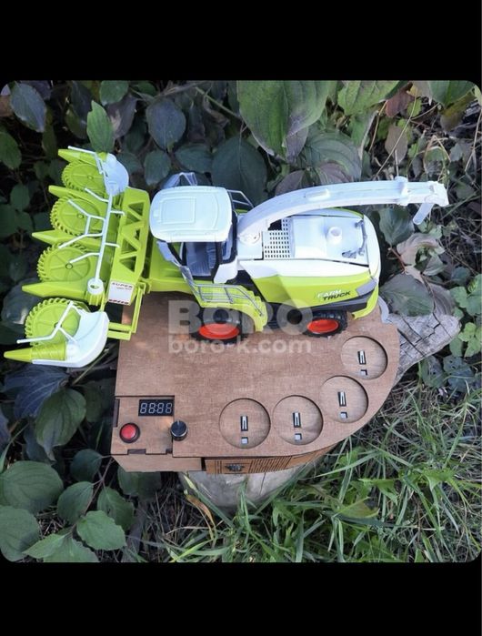 Наливатор "Комбайнер-СИЛУСНИК" під 4 чарки