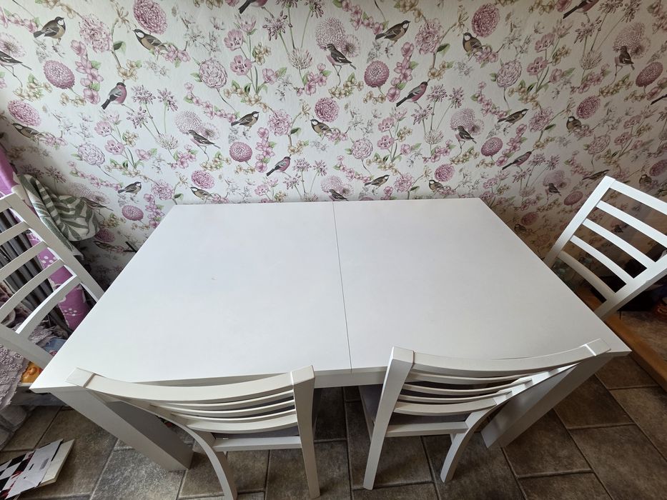 Stół z krzesłami biały 140x80/ 180x80 zestaw