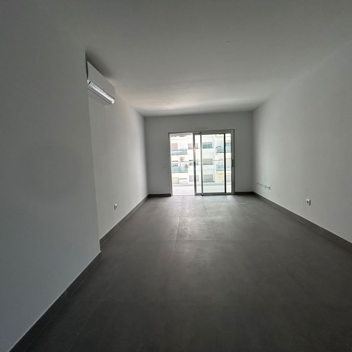 Apartamento T2 Novo.