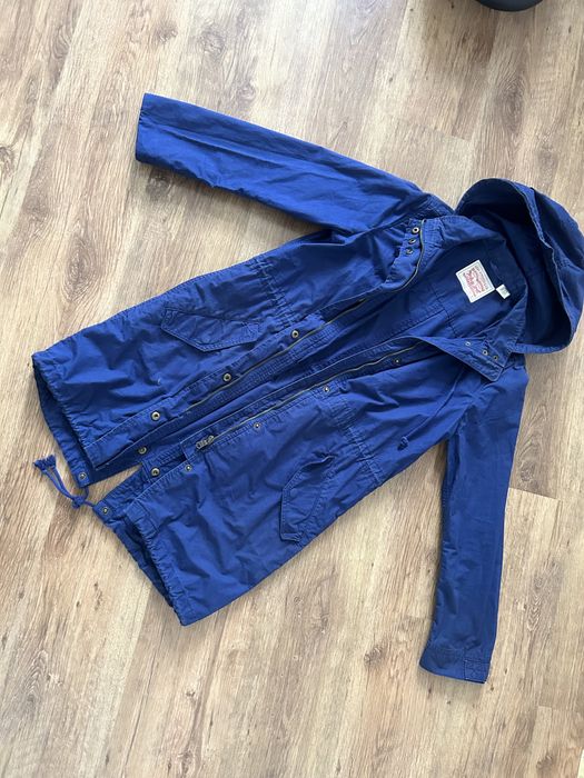 Kurtka płaszczyk na wiosnę Levis r S/M plus gratis