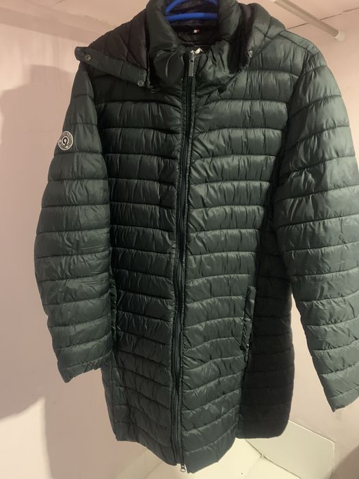 Sobretudo na cor verde