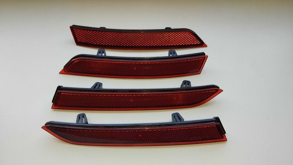 Катафот світловідбивач VW Passat B8 eur