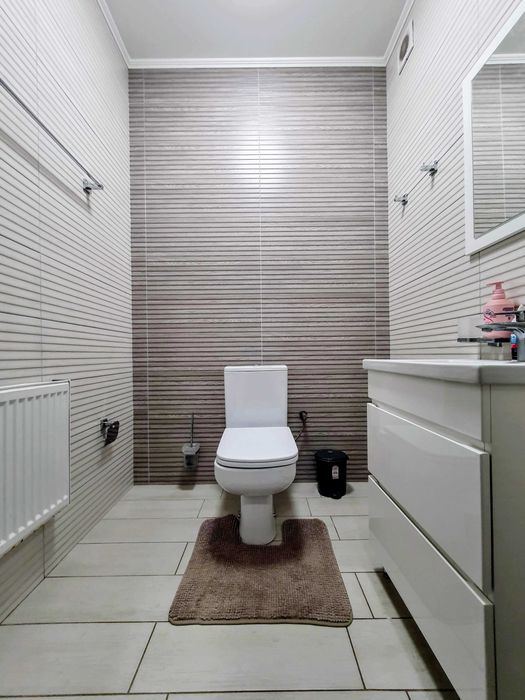 Здається 5-ти кімнатний БУДИНОК на ДОСЛІДНІЙ СТАНЦІЇ. Гараж на 2 авто.