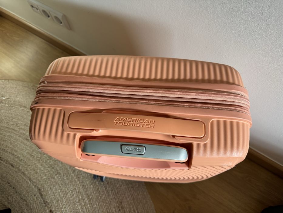 Mala de Cabine American Tourister Rosa Salmão 55x40x20