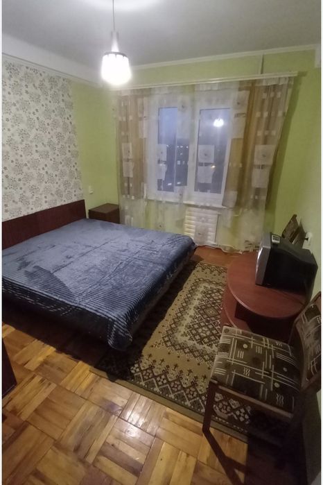 Продажа 2ой квартиры в Днепровском р-не