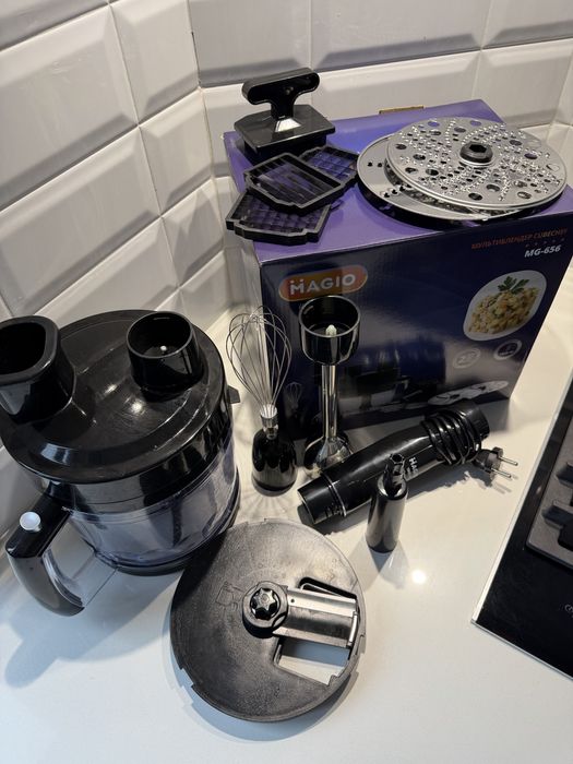 Мультиблендер Magio Premium