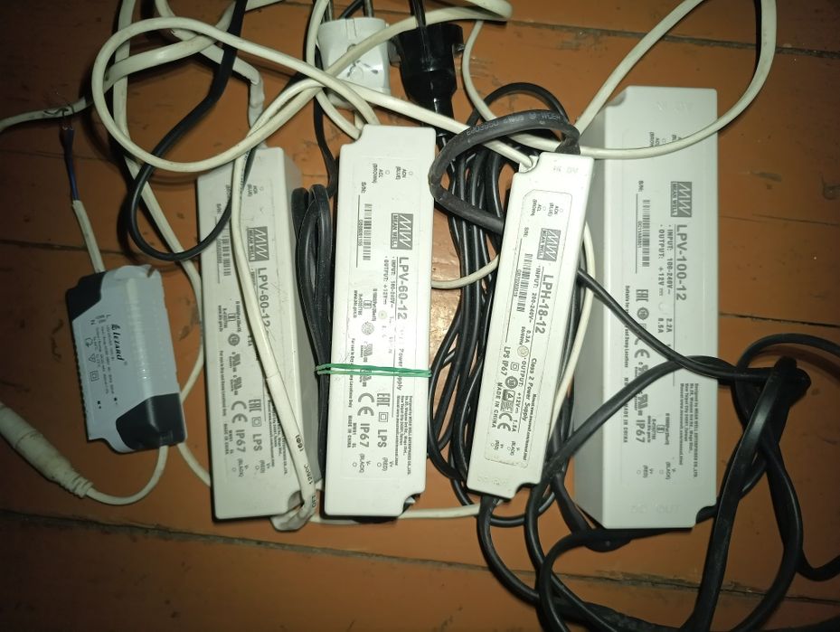 Блоки живлення..