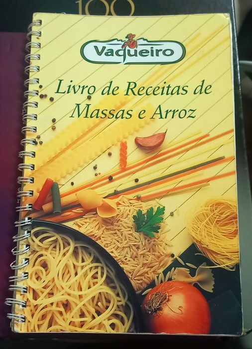 Coleção Antiga de Culinária VAQUEIRO – Livros e 24 Revistas Encadernadas