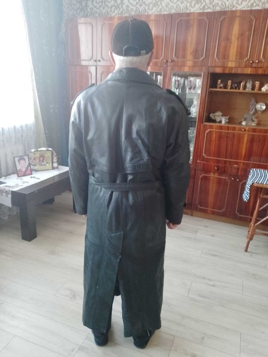 кожаний плащ. натуральна кожа