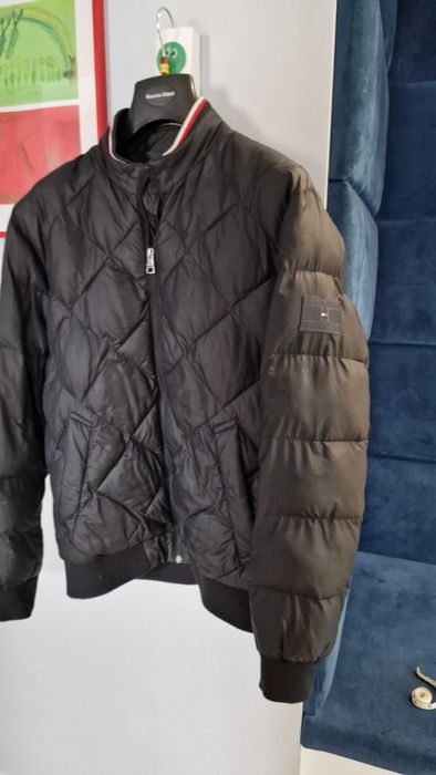 Kurtka bomber, Tommy Hilfiger Czarna Regular Fit | używana