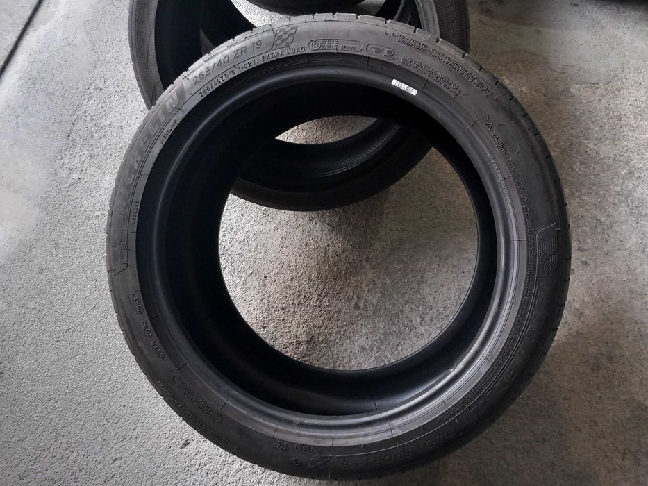 2 pneus 265/40R19 Michelin