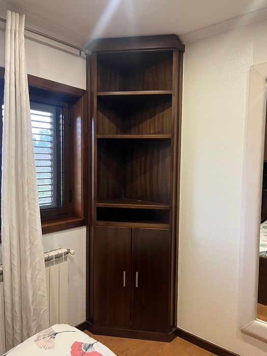 quarto com cama de casal