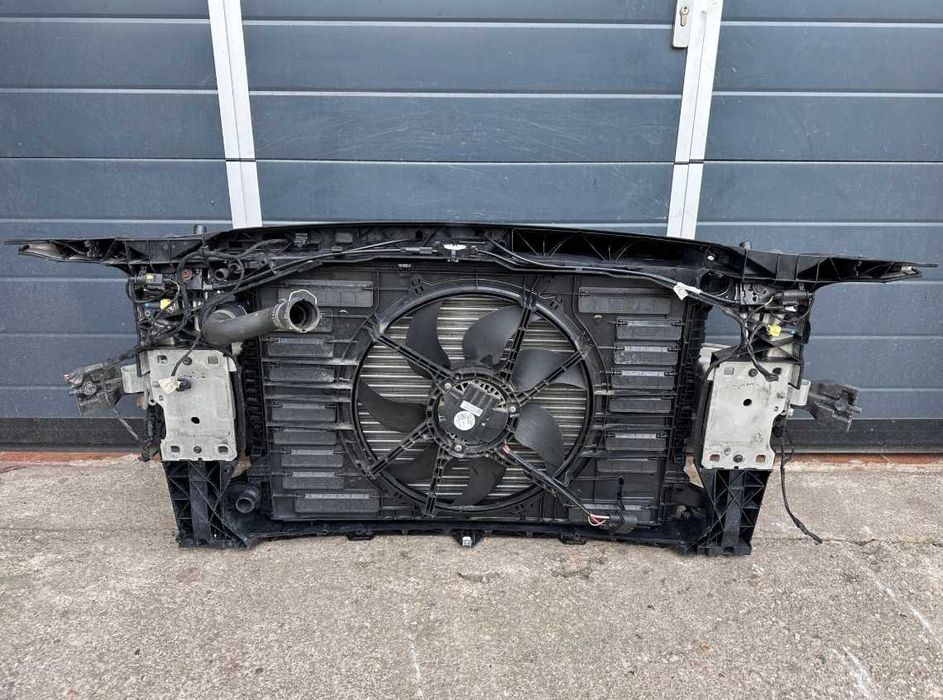 AUDI A4 S4 RS4 B9 8W Телевізор Передня панель