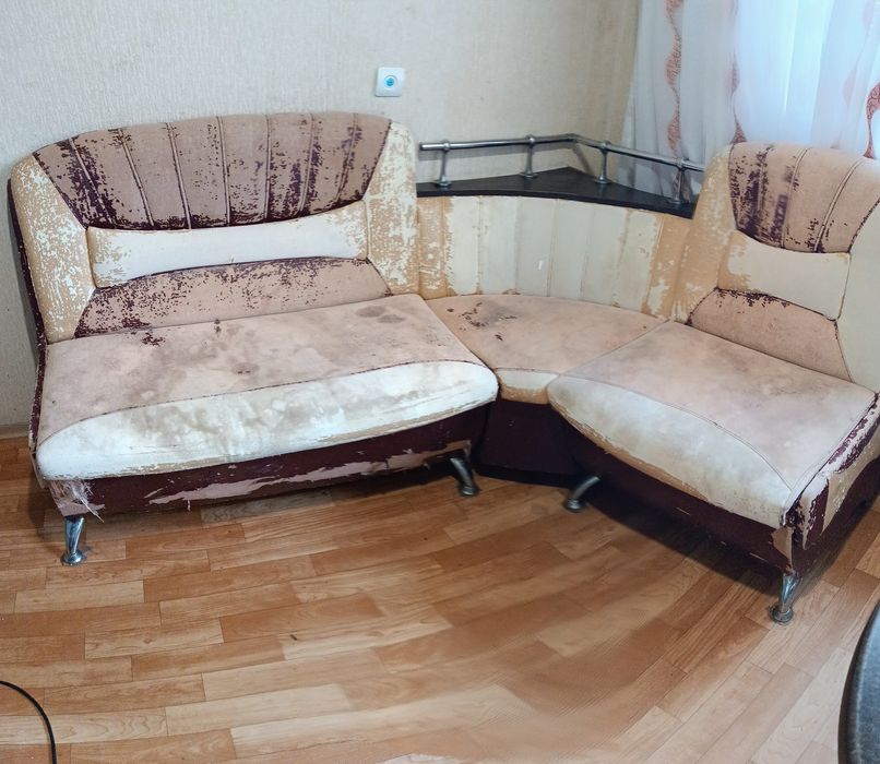 Продам Кухонний уголок