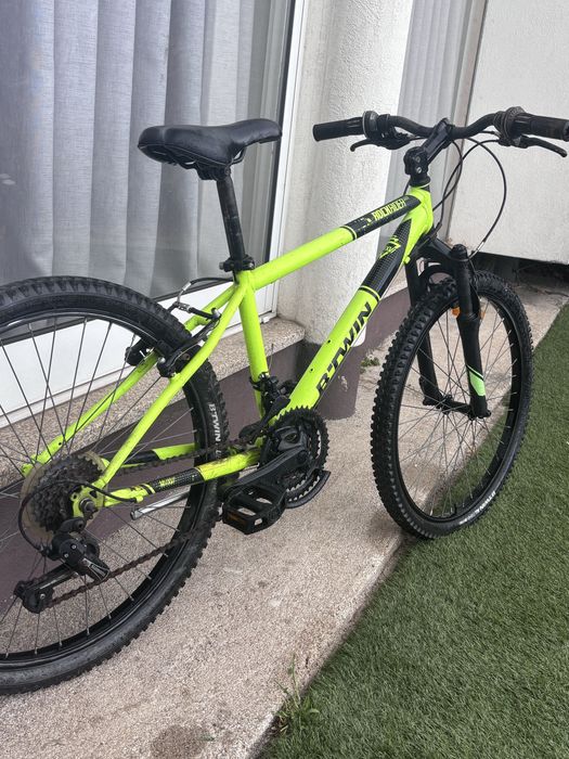 B’TWIN Rockrider BTT – Verde Fluorescente – Bom Estado