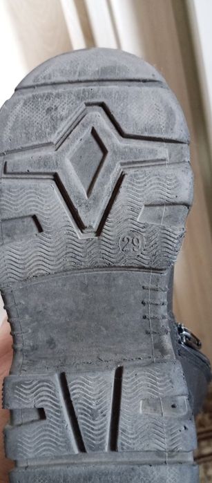 Утеплені ботінки, черевики, кросівки на хлопчика. Розмір 29. Чудовий с