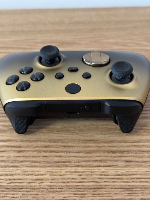 Comando Xbox Gold Shadow Special Edition — Muito bom estado, sem drift