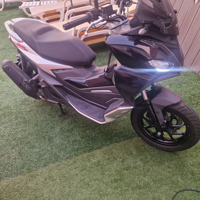 Aprilia SR GT 125