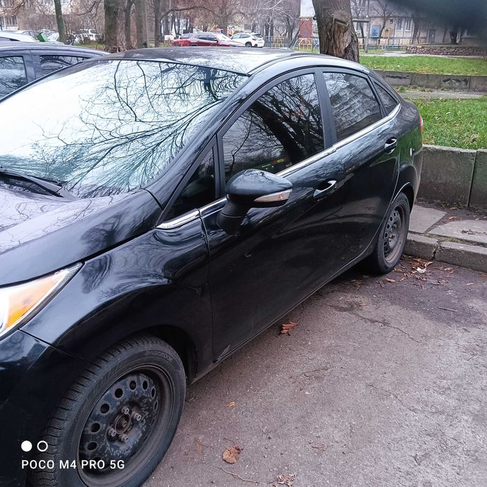 Форд фієста мк7 2017р. комплектації тітаніум.