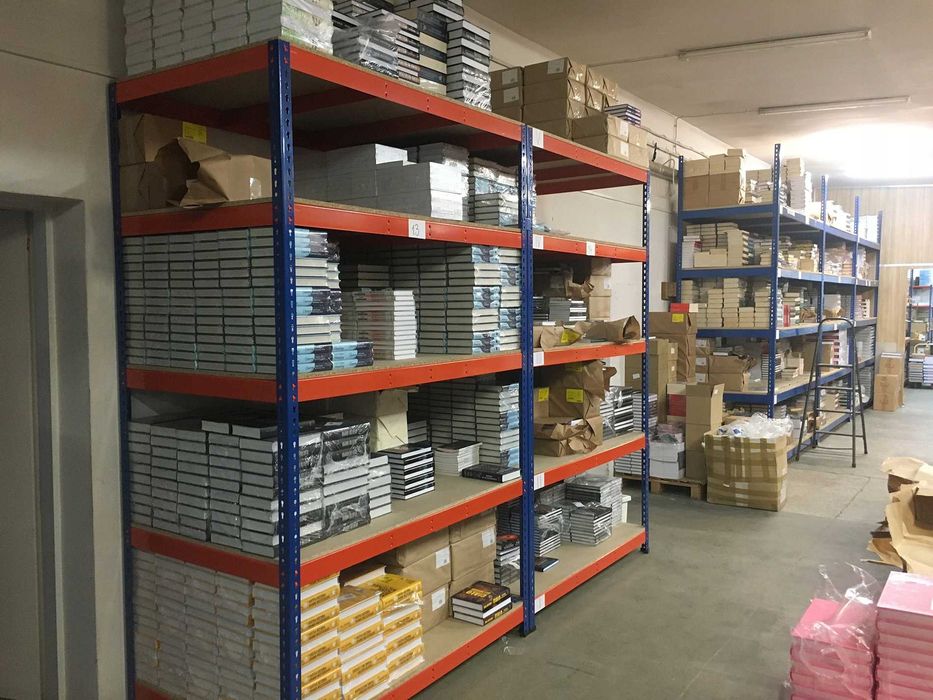 Regały magazynowe półkowe przemysłowe