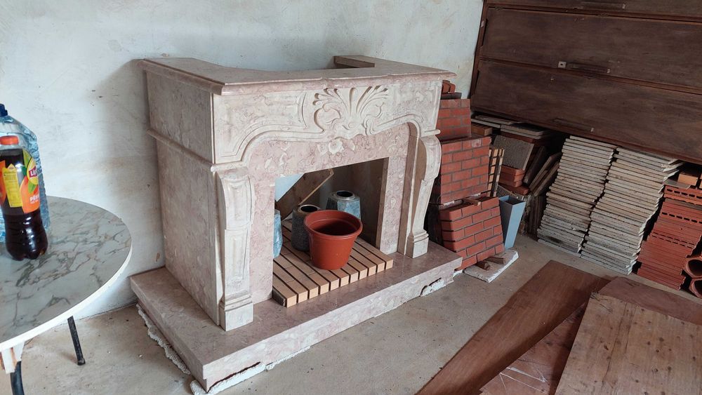 Lareira em mármore