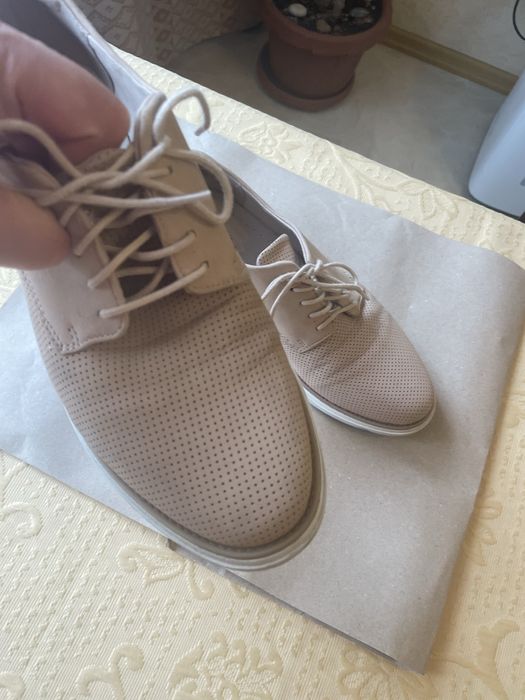 Туфлі-оксфорди жіночі Clarks, р. 40