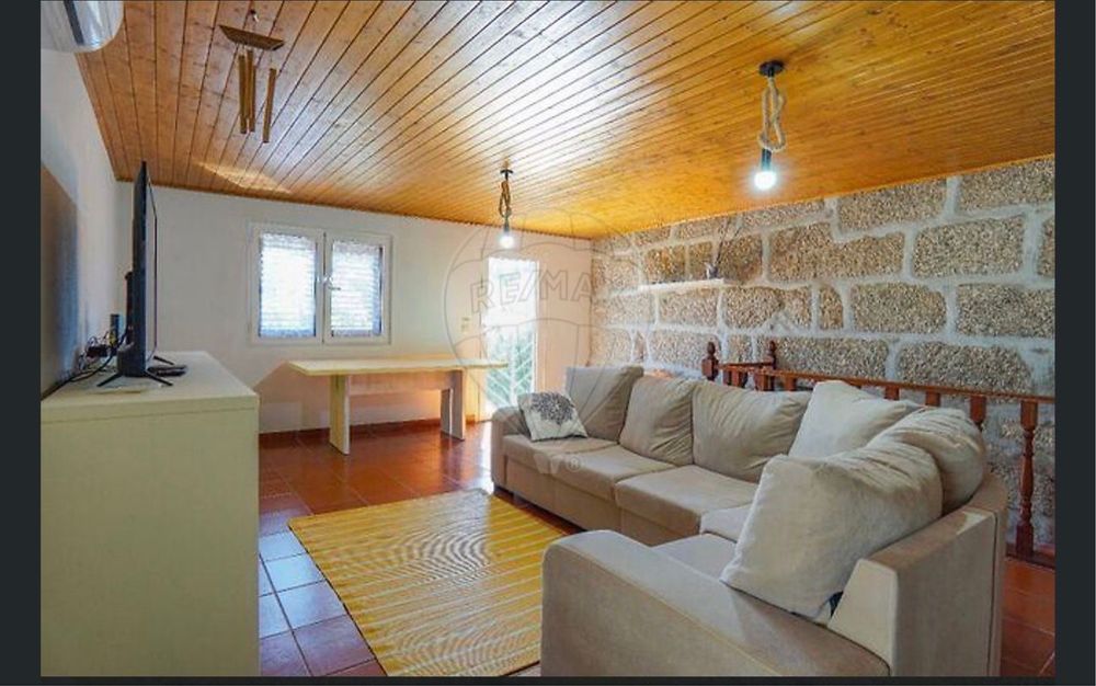 T2 com Terraço (Garagem)