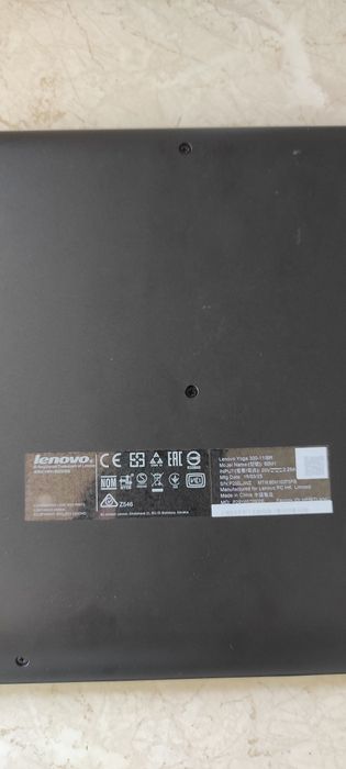 Komputer Lenovo yoga 300